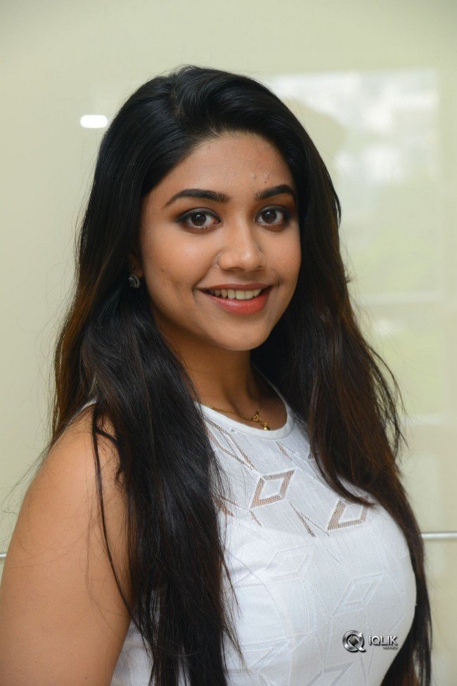 Malavika-Satheesan-at-Choosi-Chudangane-Press-Meet